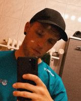 Tomtomgay202