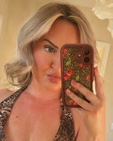 Meg_32