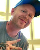 PaidWhiteBoy