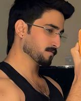 Hussain09